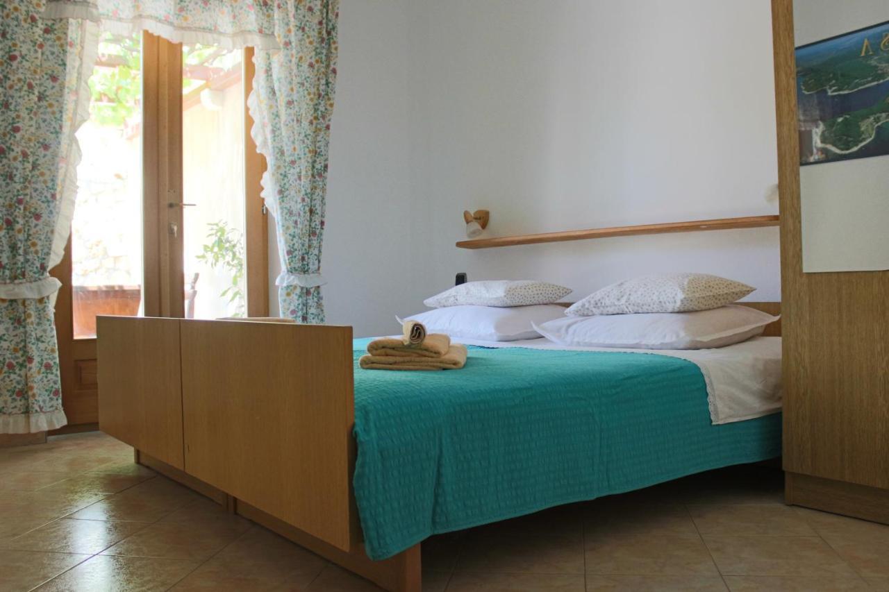 Seaside Secluded Apartments Zavala, Hvar - 15357 Jelsa  Esterno foto
